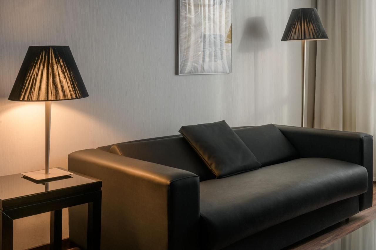 Ac Hotel By Marriott Madrid Airport Кослада Екстер'єр фото