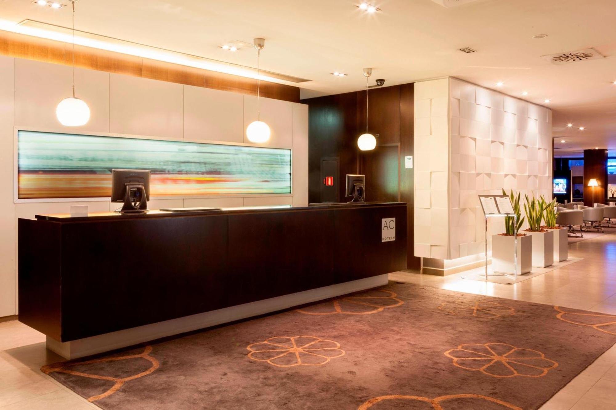 Ac Hotel By Marriott Madrid Airport Кослада Екстер'єр фото
